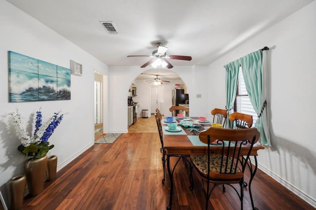 Galveston Beach House Family/Pet Friendly Экстерьер фото